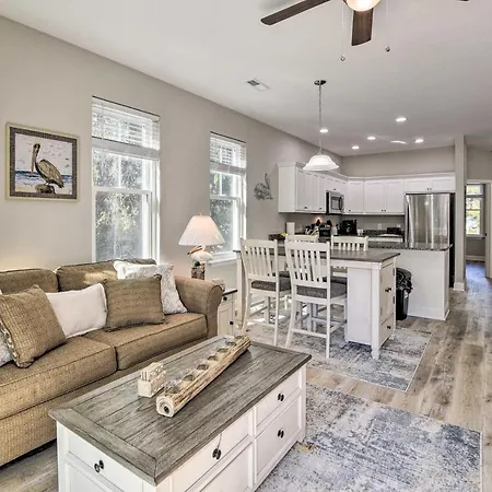Modern Escape In The Heart Of Murrells Inlet